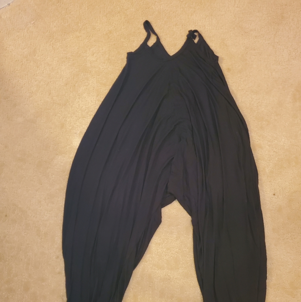 Baggy Overalls or Jumper